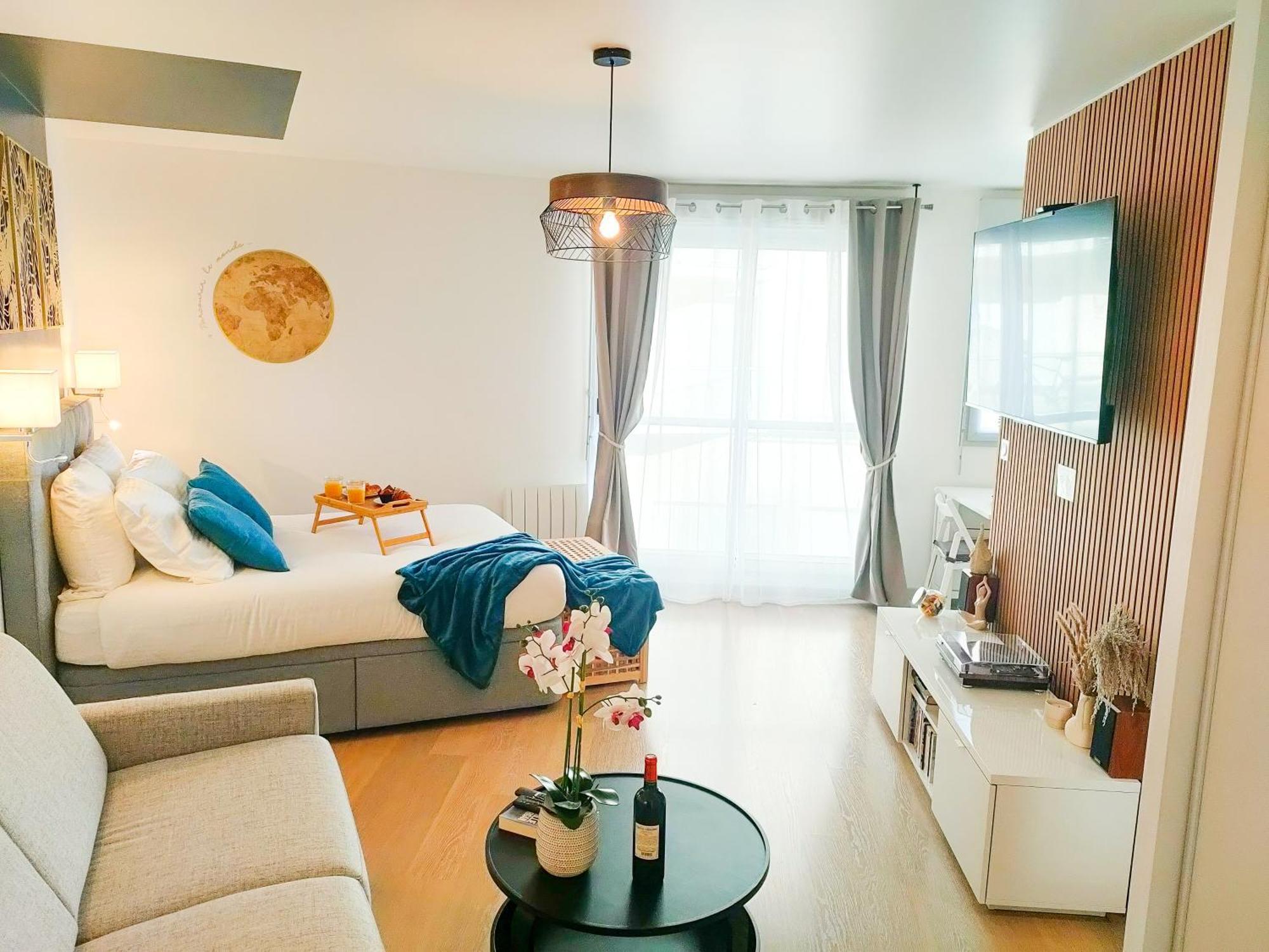 Appartement Escapade Au Coeur De Luce Chartres Extérieur photo